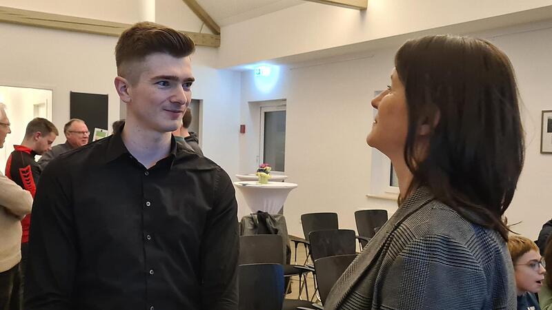 Lukas Kohl, siebenfacher Radsport-Weltmeister, im Gespräch mit Christiane MeyerForchheim & Fränkische Schweiz Lukas Kohl, siebenfacher Radsport-Weltmeister, im Gespräch mit Christiane MeyerForchheim & Fränkische Schweiz