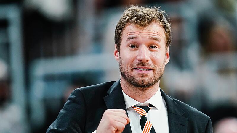In seinem ersten Jahr als Chefcoach steht Anton Gavel mit Ratiopharm Ulm in den Play-offs des Eurocups und kann von seinem ersten Titelgewinn als Trainer tr&auml;umen.