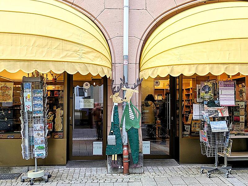 Die im Jahr 1874 eröffnete Buchhandlung in der Ludwigstraße 21, zuletzt als „seitenweise. Die Buchhandlung“ bekannt, schließt am 21. Februar für immer.