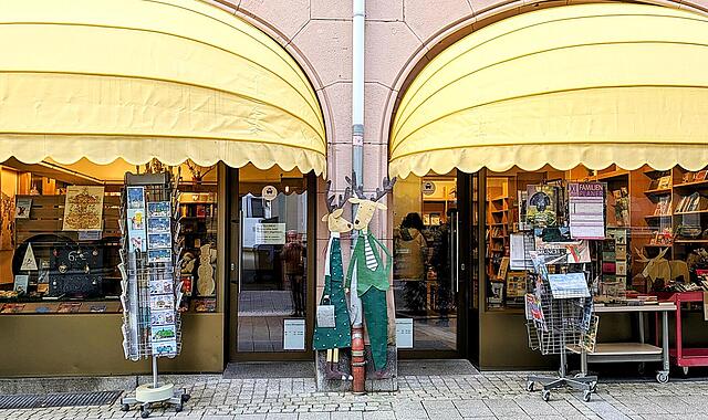 Die im Jahr 1874 eröffnete Buchhandlung in der Ludwigstraße 21, zuletzt als „seitenweise. Die Buchhandlung“ bekannt, schließt am 21. Februar für immer. Die im Jahr 1874 eröffnete Buchhandlung in der Ludwigstraße 21, zuletzt als „seitenweise. Die Buchhandlung“ bekannt, schließt am 21. Februar für immer.