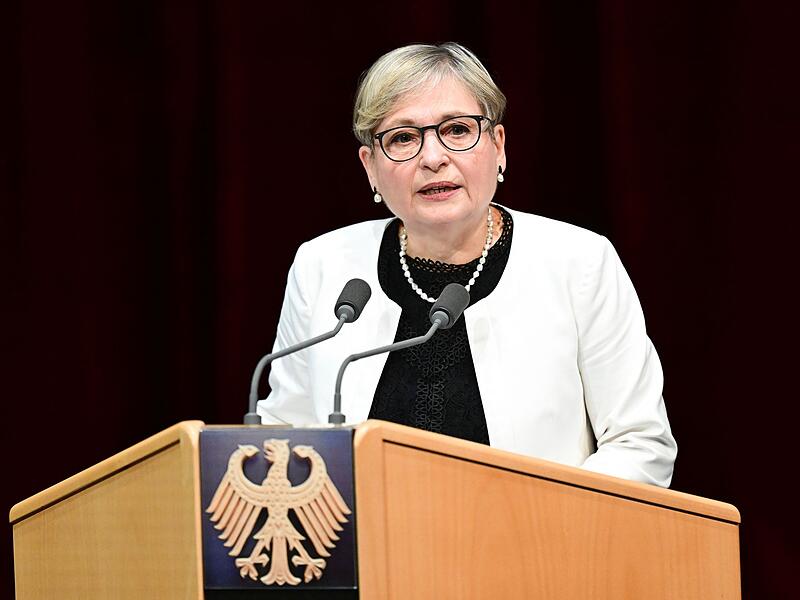 Bettina Limperg Bettina Limperg