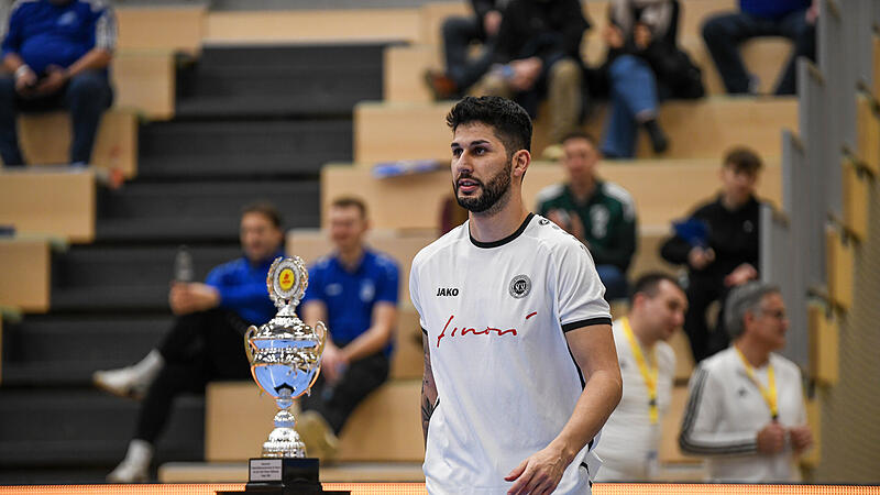 Sertan Sener gewann mit dem SC Sylvia Ebersdorf die Bayerische Hallenmeisterschaft. Trotz aller Freude machte ihn die Rudelbildung in der Vorrunde auch nachdenklich.