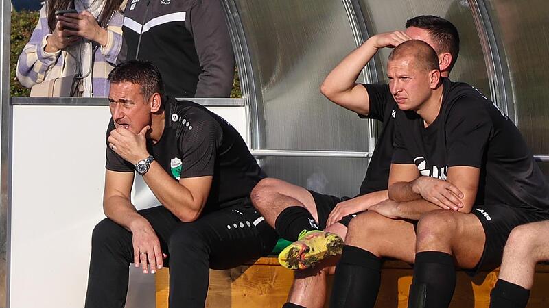 Keine leichte Zeit durchlebt der FC Stockheim und sein Trainer Markus Schlund (links). Am Sonntag (13 Uhr) geht es im Heimspiel gegen den TSV  Hirschaid.