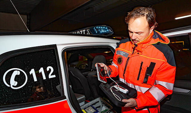 Verein für Notfallmedizin Bamberg braucht mobiles UltraschallgerätVerein für Notfallmedizin Bamberg braucht mobiles Ultraschallgerät Verein für Notfallmedizin Bamberg braucht mobiles UltraschallgerätVerein für Notfallmedizin Bamberg braucht mobiles Ultraschallgerät