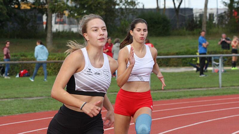 Antonia Haas (links) vom TSV Oberthulba verbuchte im Vier- und Siebenkampf der U18 den dritten Rang.