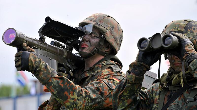 Flugabwehrrakete vom Typ "Stinger"