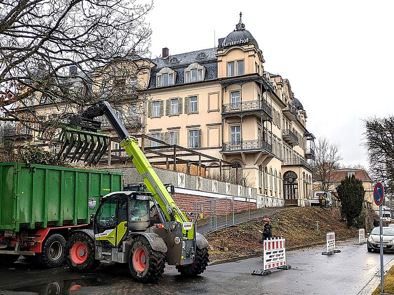 Umfangreiche Gartenarbeiten am Fürstenhof in Bad Kissingen am Donnerstag, 27. Februar Umfangreiche Gartenarbeiten am Fürstenhof in Bad Kissingen am Donnerstag, 27. Februar