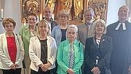 Diamantkonfirmation (60 Jahre) feierten (hinten von links) Hannelore Jordan, Dieter Ring, Hildegard Detzel, geb. M&uuml;ller, Hermann Sch&ouml;nleben, sowie (vorn) Margareta H&ouml;ps, geb. Schierer, Erika Graf, geb. Schierer, Isolde Klein, geb. Stern, und Elfri...