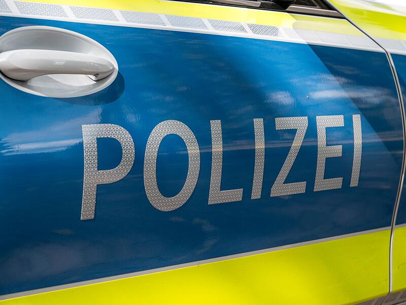 Polizei - Symbolbild Polizei - Symbolbild