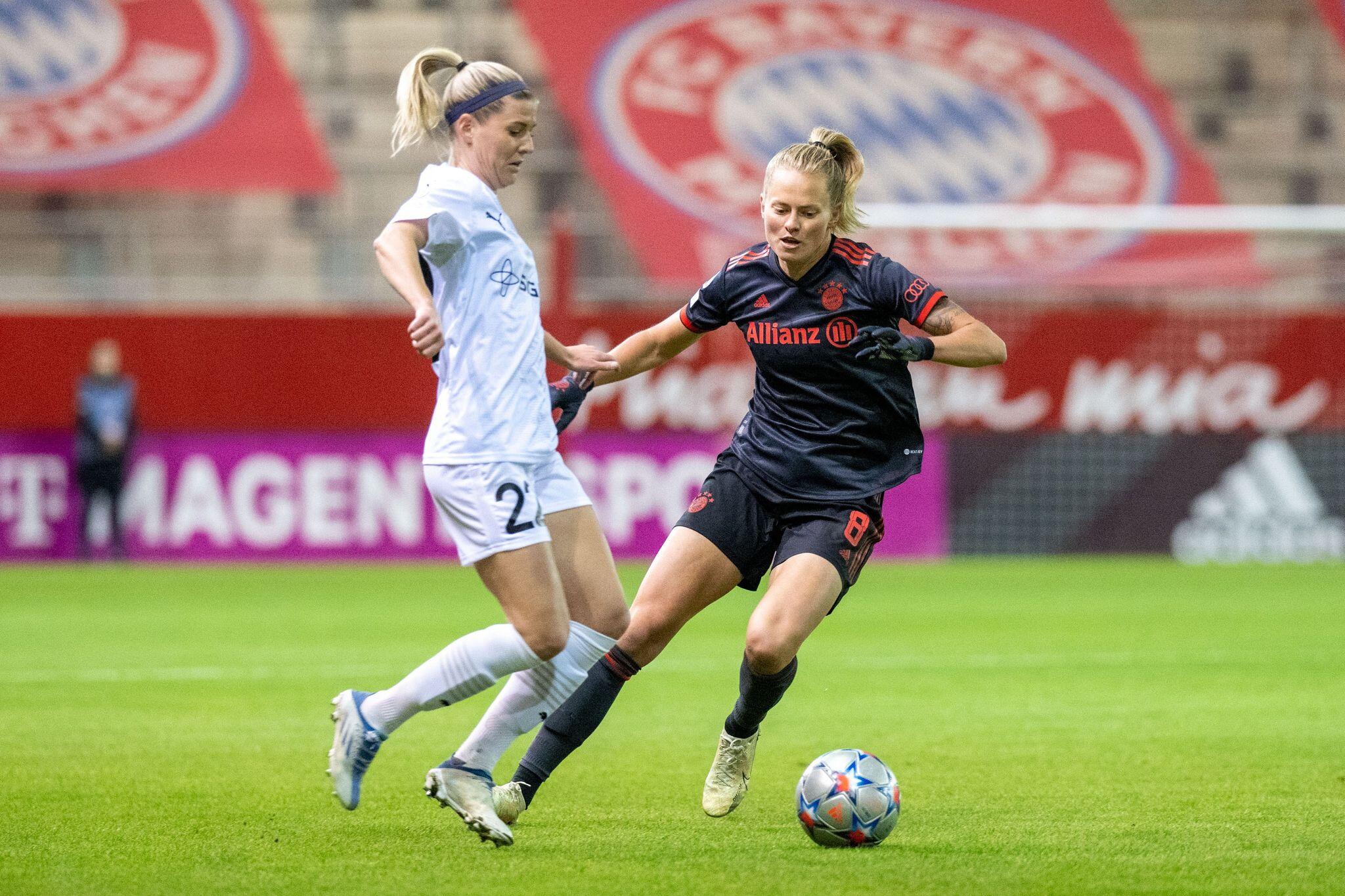Rall Abwehrspielerin Rall verlängert beim FC Bayern