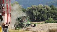 Getreideernte bei Pretzfeld im WiesentgrundForchheim & Fränkische Schweiz