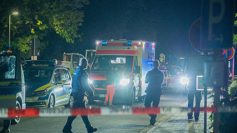 Großeinsatz in Bamberger Wohngebiet: Eine Person getötet, zwei schwer verletzt Großeinsatz in Bamberger Wohngebiet: Eine Person getötet, zwei schwer verletzt