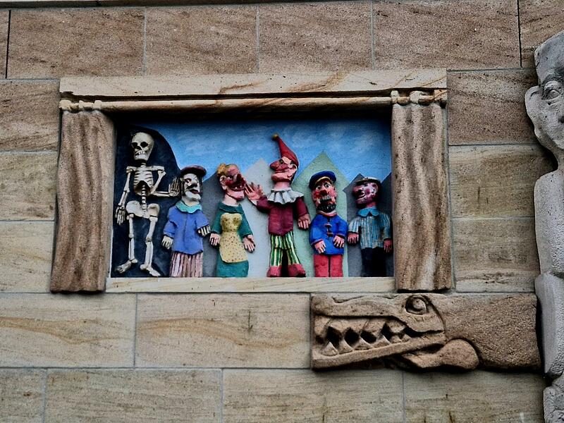 Laura QuizLaura Quiz