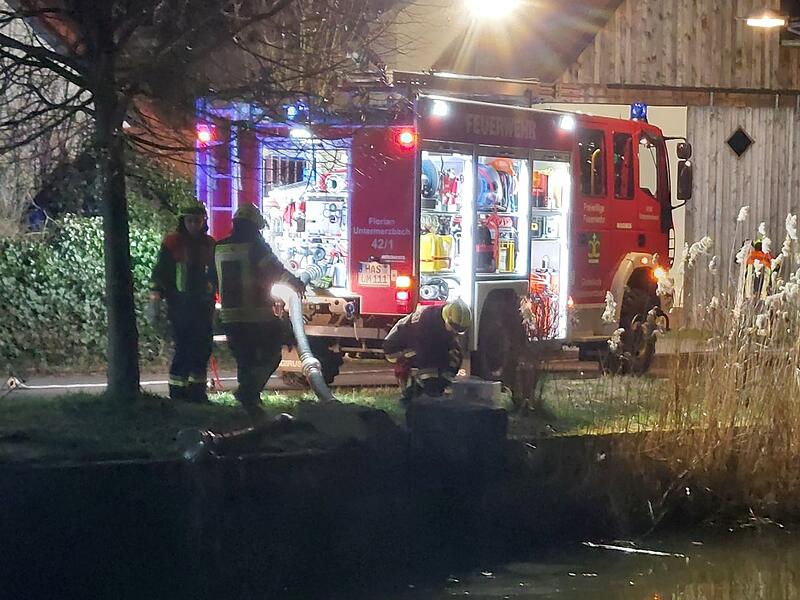 Brand in einem Kuhstall in Lahm