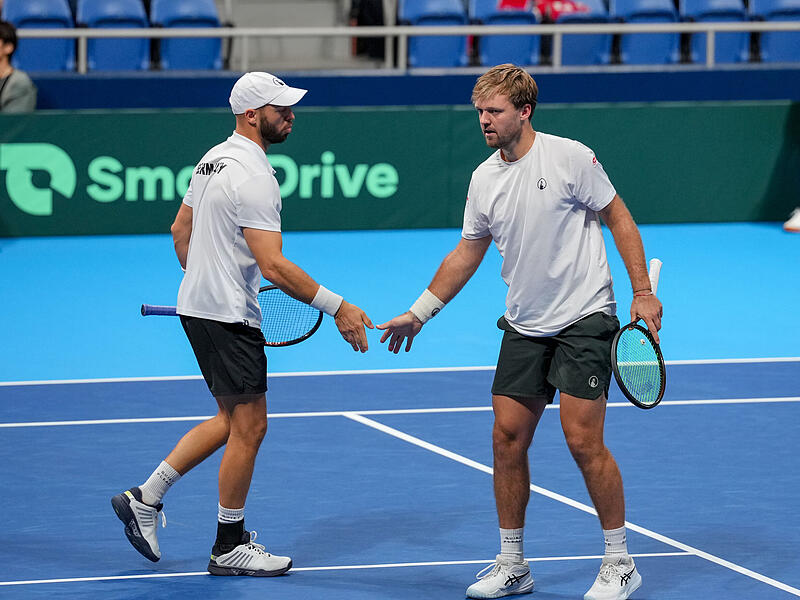 K&ouml;nnen in D&uuml;sseldorf neues Selbstvertrauen tanken: Kevin Krawietz (r.) und Tim P&uuml;tz.