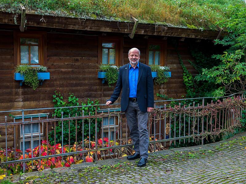 Hans-Josef Fell hat auch sein Haus in Hammelburg nach eigenen Angaben „vollständig am Klimaschutz ausgerichtet“. Hans-Josef Fell hat auch sein Haus in Hammelburg nach eigenen Angaben „vollständig am Klimaschutz ausgerichtet“.