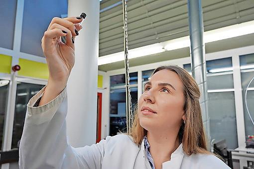Katarina Pecic forscht an der Hochschule Coburg an einer neuen Krebstherapie.