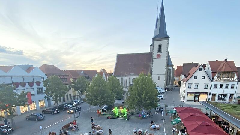 Blick auf das Veranstaltungsgelände auf dem Marktplatz, aufgenommen im vergangenen Jahr Blick auf das Veranstaltungsgelände auf dem Marktplatz, aufgenommen im vergangenen Jahr