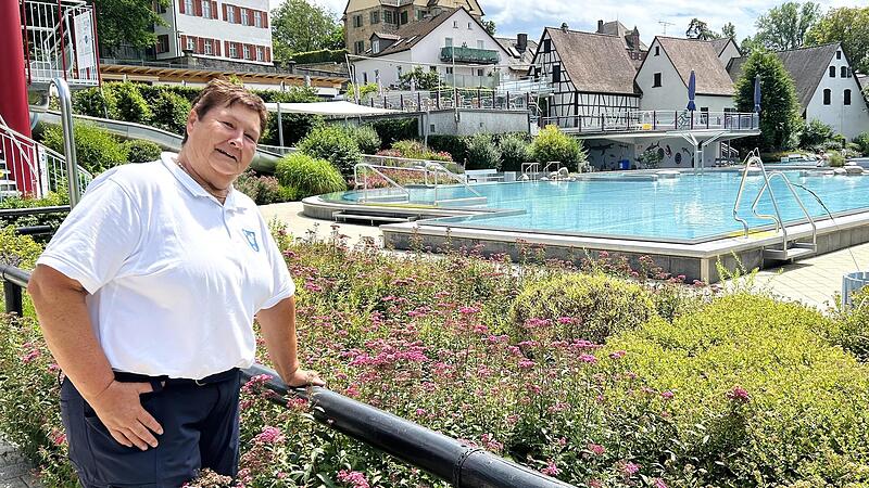 Karoline Holmer arbeitet in einem der schönsten Freibäder des Landes als Bademeisterin: in Heroldsberg