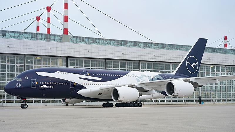 Lufthansa Airbus in Jubil&auml;umslackierung