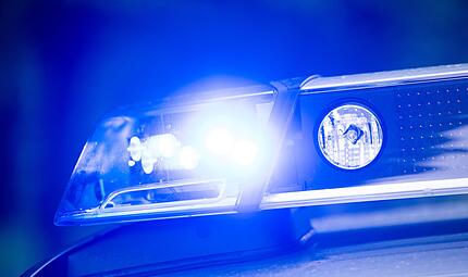 Polizei Blaulicht (Symbolbild) Polizei Blaulicht (Symbolbild)