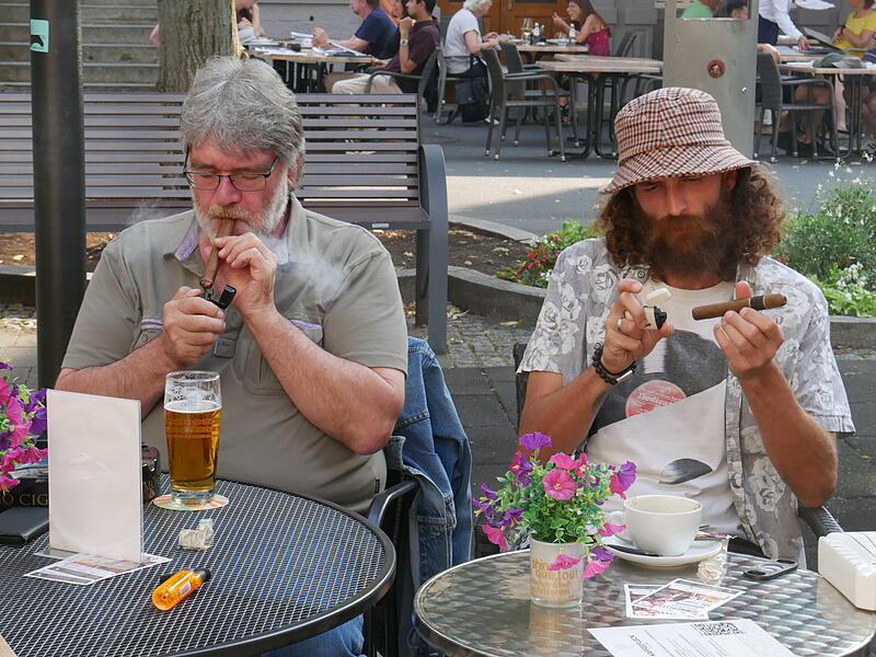 Impressionen vom ZigarrenstammtischZigarrenstammtisch in Bad Kissingen Impressionen vom Zigarrenstammtisch