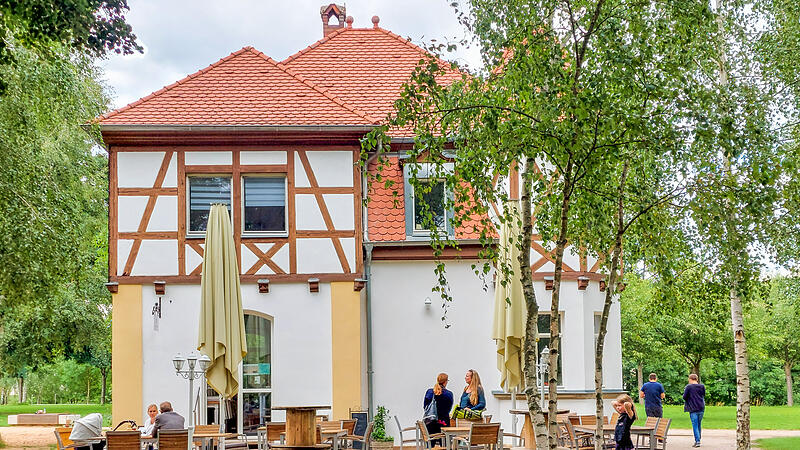 Das beliebte Caf&eacute; &bdquo;Kaffeegl&uuml;ck&ldquo; stellt im September seinen Betrieb ein. Doch bis dahin freut sich das Team auf jeden, der noch einmal auf ein St&uuml;ck Kuchen und einen Kaffee vorbeischaut.