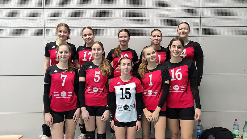 Unser Bild zeigt (hinten, von links) Sarah Walkenhorst, Nele Büttner, Marie Schmitt und Lena Wehner, Leni Schmitt sowie (vorne, von links) Alessa Grom, Sophie Hillenbrand, Mia Sinner, Mara Messerschmitt und Leonie Grom.