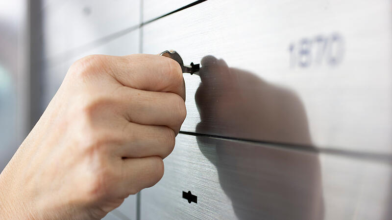 Schlie&szlig;f&auml;cher in einem Tresorraum einer Bank