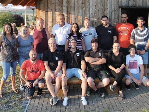 Mit diesem jungen Team um  Vorsitzenden Michael Weidner (vordere Reihe 3. von rechts) geht der BMC Bramberg ins  Jubiläumsjahr.