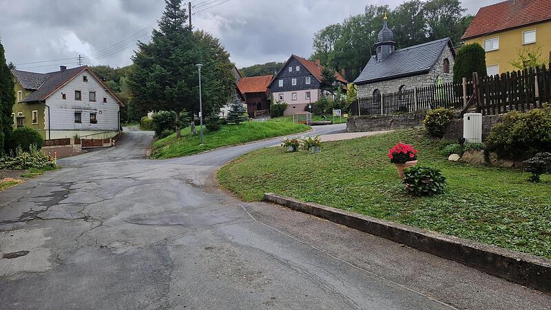 Wallenfels hat die Voraussetzungen geschaffen, um mit der Dorferneuerung in Geuser beginnen zu k&ouml;nnen.  Die Problem sind die F&ouml;rdermittel, die fehlen.