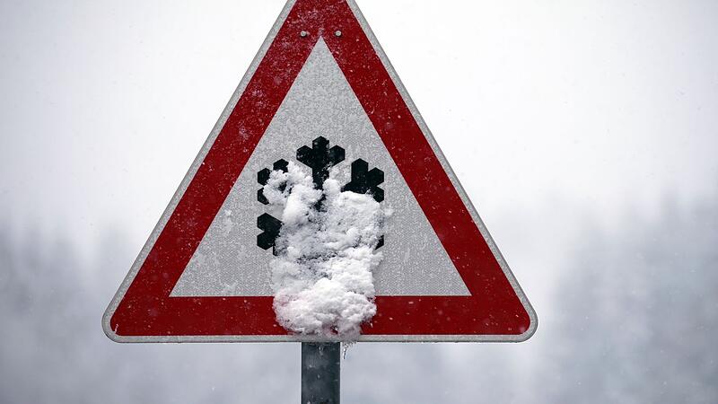 Verkehrsschild Schnee- oder Eisglätte