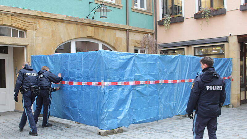 Frau in Lichtenfels getötet - Sichtschutz Blumenladen