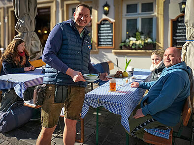 Kachelofen-Wirt Sebastian Linz w&uuml;rde einen Teil der verringerten Mehrwertsteuer &uuml;ber niedrigere Preise an seine G&auml;ste weiterreichen.