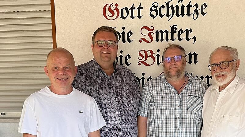 Sie gehören zum neuen Vorstand bei den Freien Wählern in Münnerstadt; unser Bild zeigt (von links) Günter Scheuring, Andreas Trägner, Ansgar Beck und Leo Pfennig. Sie gehören zum neuen Vorstand bei den Freien Wählern in Münnerstadt; unser Bild zeigt (von links) Günter Scheuring, Andreas Trägner, Ansgar Beck und Leo Pfennig.