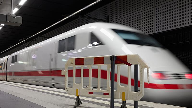 Bahnstrecke zwischen Berlin und Hamburg Bahnstrecke zwischen Berlin und Hamburg
