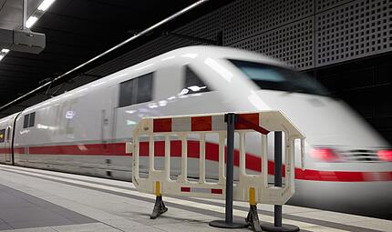 Bahnstrecke zwischen Berlin und Hamburg Bahnstrecke zwischen Berlin und Hamburg