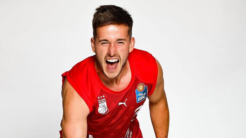 Spencer Reaves unterschrieb einen Dreijahresvertrag bei Brose Bamberg