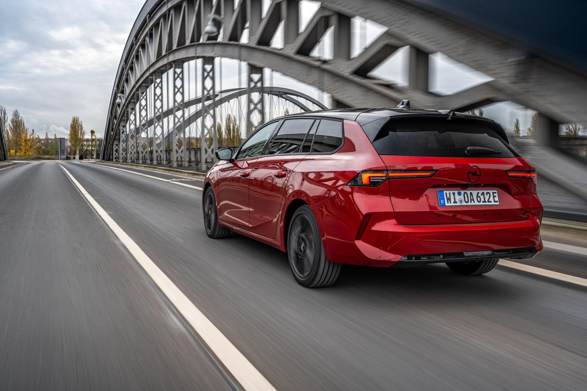 Opel bringt den Astra Sports Tourer als ElektroKombi