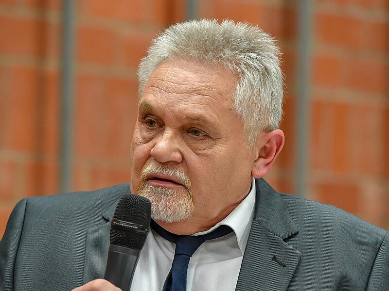 Helmut Bergmann (WGU) r&auml;umt seinen Platz im Gemeinderat. Listennachfolger ist Tobias Eichner.