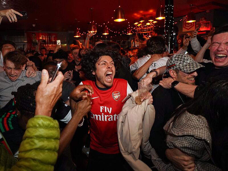 «Party auf Londons Straßen»: Arsenal feiert den Meistertitel «Party auf Londons Straßen»: Arsenal feiert den Meistertitel