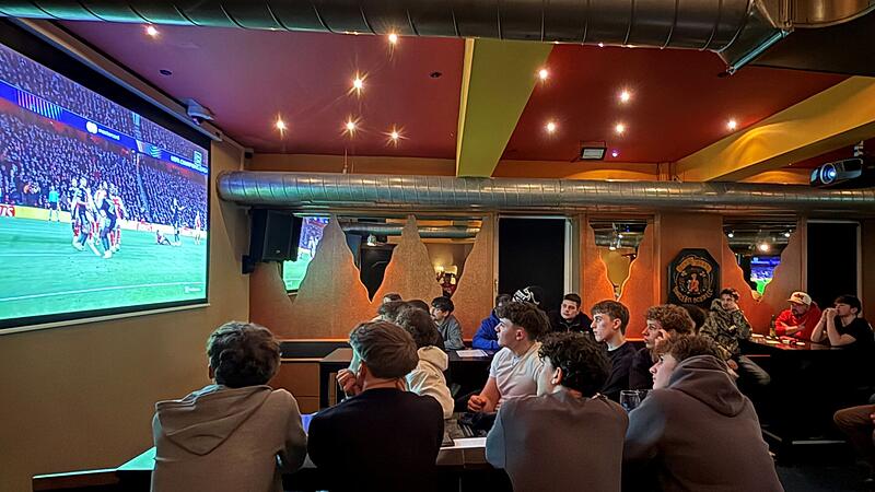 Vor allem bei Spielen des FC Bayern M&uuml;nchen ist das Pinaz am Sonntagsanger in Coburg immer gut gef&uuml;llt.