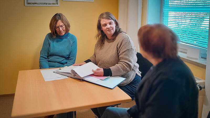 Beim sogenannten Matching wird f&uuml;r jeden Familienpaten eine passende Familie gefunden. Dabei werden sowohl logistische als auch pers&ouml;nliche Faktoren beachtet. &bdquo;Der Landkreis Bamberg ist gro&szlig;. Es w&auml;re doof, wenn die Familie am einen Ende wohnt und der oder die Patin am anderen Ende&ldquo;, erkl&auml;rt Berberich.