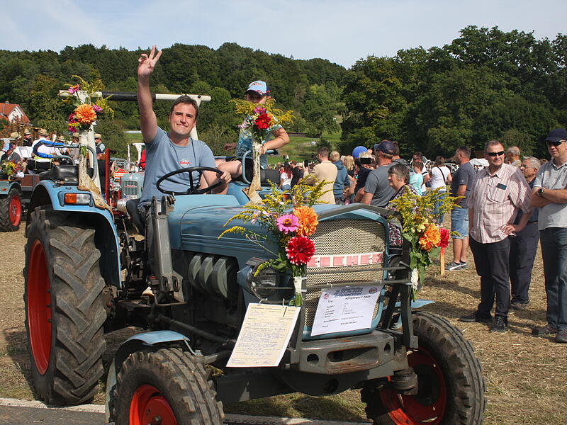 Das inzwischen 10. Eichertreffen der Eicherfreunde in Affalterthal wurde am Wochenende mit einem Besucheransturm von rund 3000 Schaulustigen zu einem wahren Volksfest in dem kleinen Egloffsteiner Ortsteil.