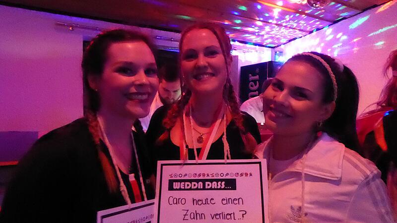 Die Weilersbacherinnen hatten sich sehr originelle Wetten ausgedacht.Forchheim & Fr&auml;nkische Schweiz