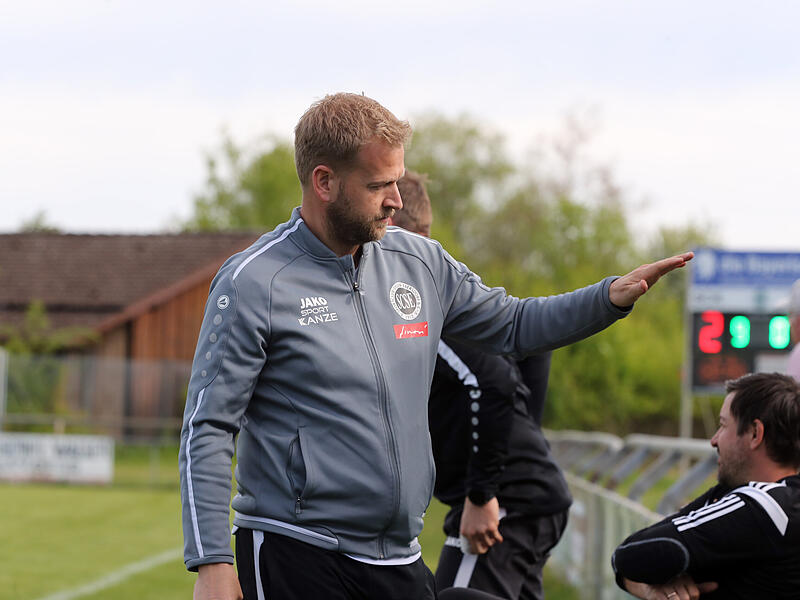 War nicht gl&uuml;cklich mit der Leistung seiner Mannschaft: Sylvia-Coach Jakob Engelmann.
