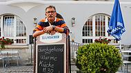Leitet seit 1991 den Gasthof &bdquo;Zum Storch&ldquo; in Schl&uuml;sselfeld: Georg Leisgang