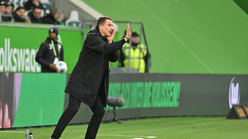 VfL Wolfsburg - FC Augsburg VfL Wolfsburg - FC Augsburg