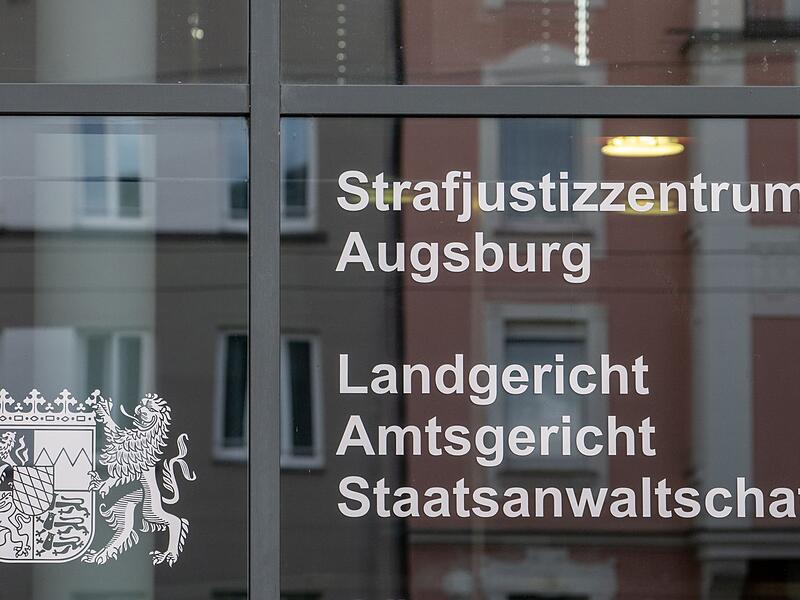 Jugendlicher wegen Hammerattacke auf Schüler vor Gericht Jugendlicher wegen Hammerattacke auf Schüler vor Gericht