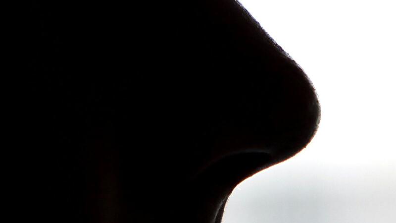 Eine blutige Nase gab's beim Streit von zwei Kollegen am Rand einer Betriebsversammlung in Kitzingen. Der Angreifer stand daf&uuml;r nun vor Gericht.